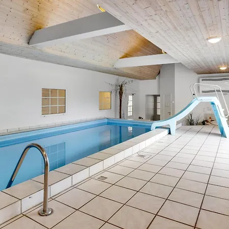 Large Pool House For 24 People, With Almost Everything In Activities, 300 Meters From The Fjord * Vinderup